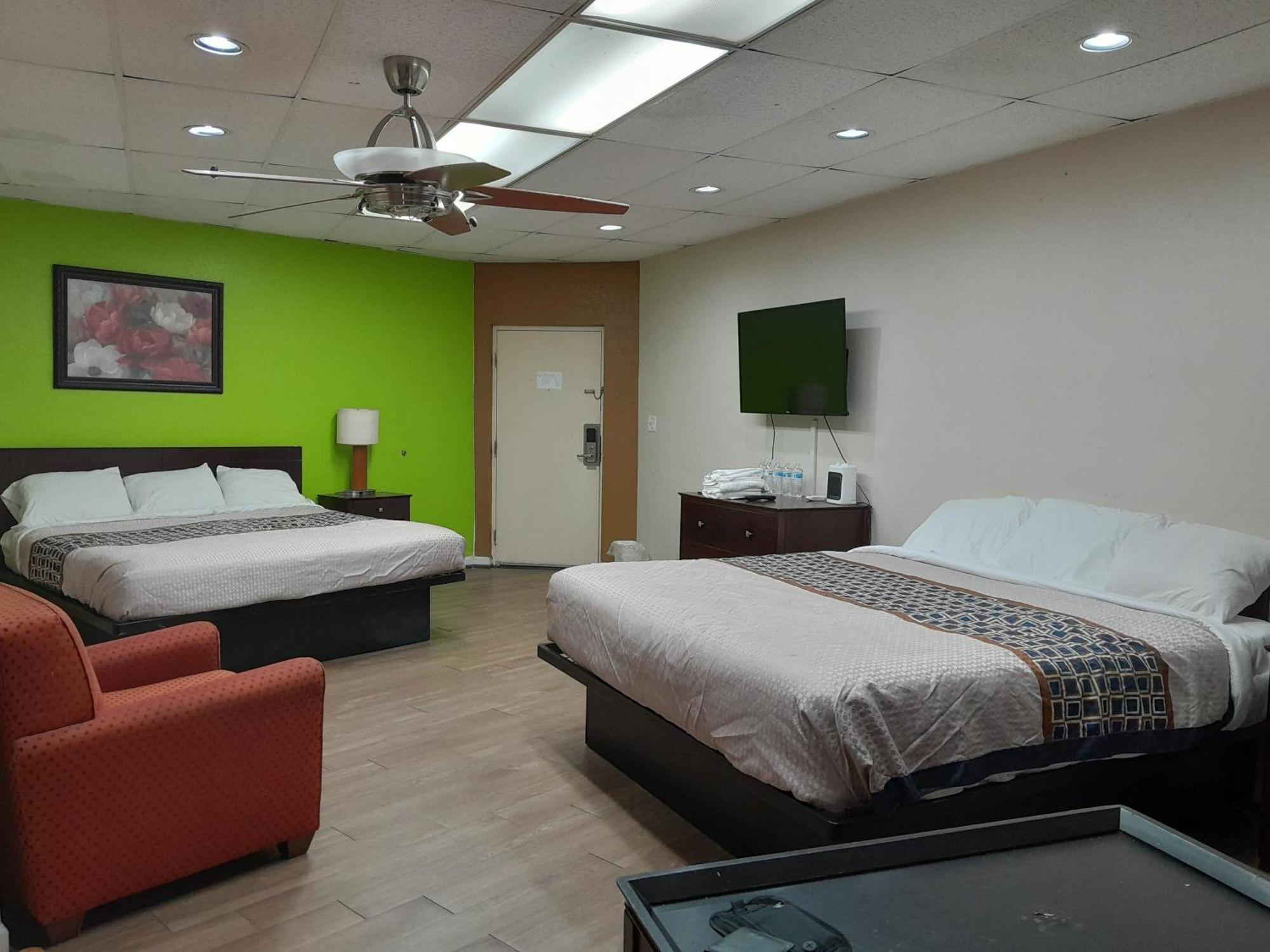 Zainee Inc Budgetel Inn And Suites Augusta Bagian luar foto